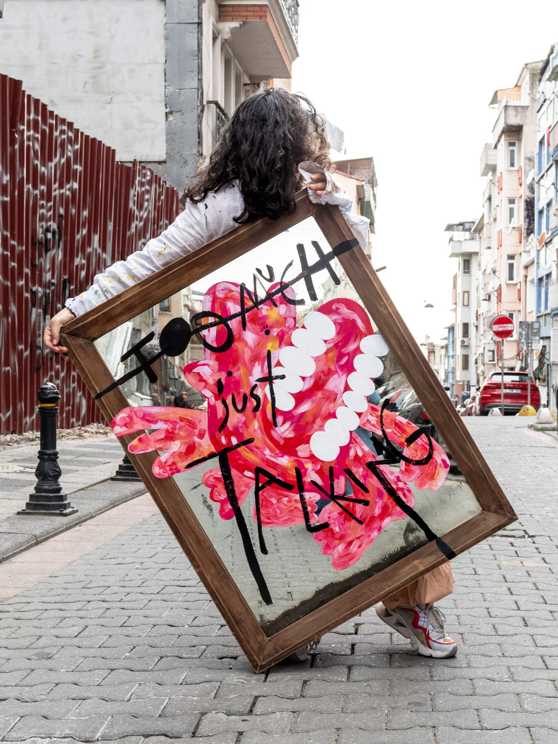 Cansu Dinç_Cızırtı_© Hacer Bozkurt_4971-min (2)